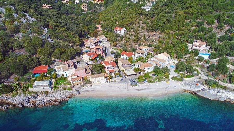 Silent Bay Apartments Katavolos ภายนอก รูปภาพ