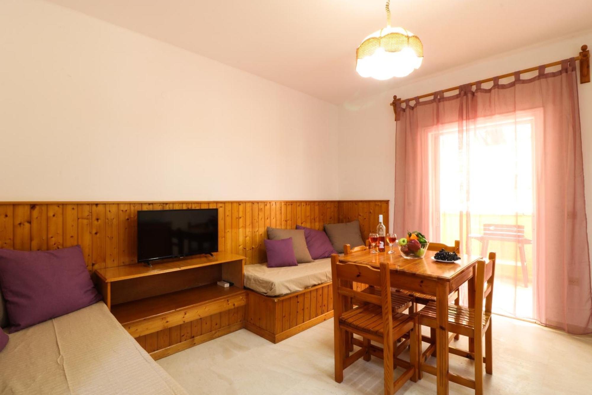 Silent Bay Apartments Katavolos ภายนอก รูปภาพ