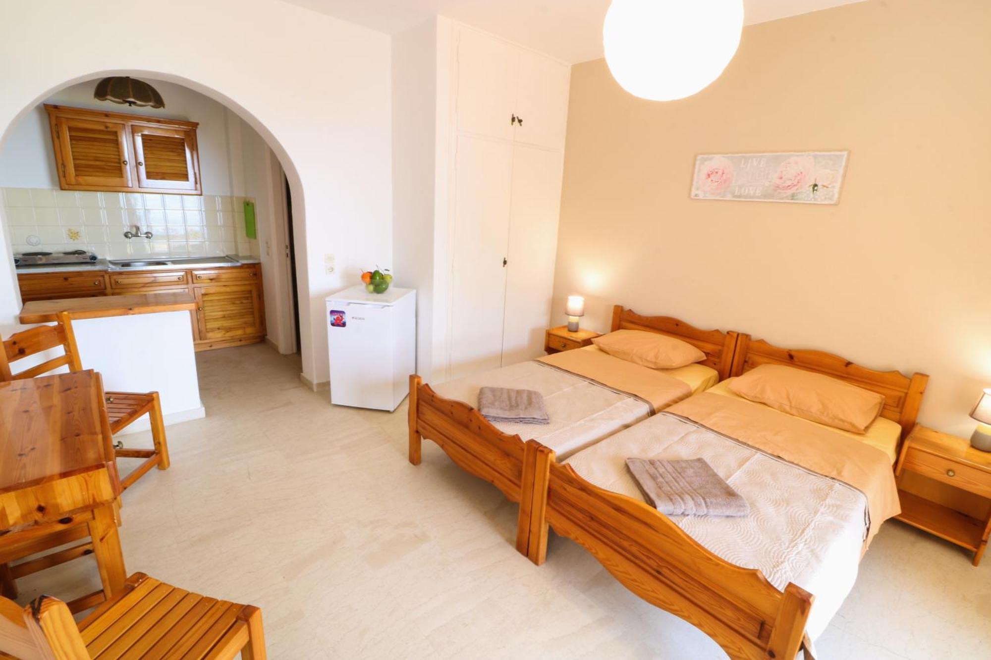 Silent Bay Apartments Katavolos ภายนอก รูปภาพ