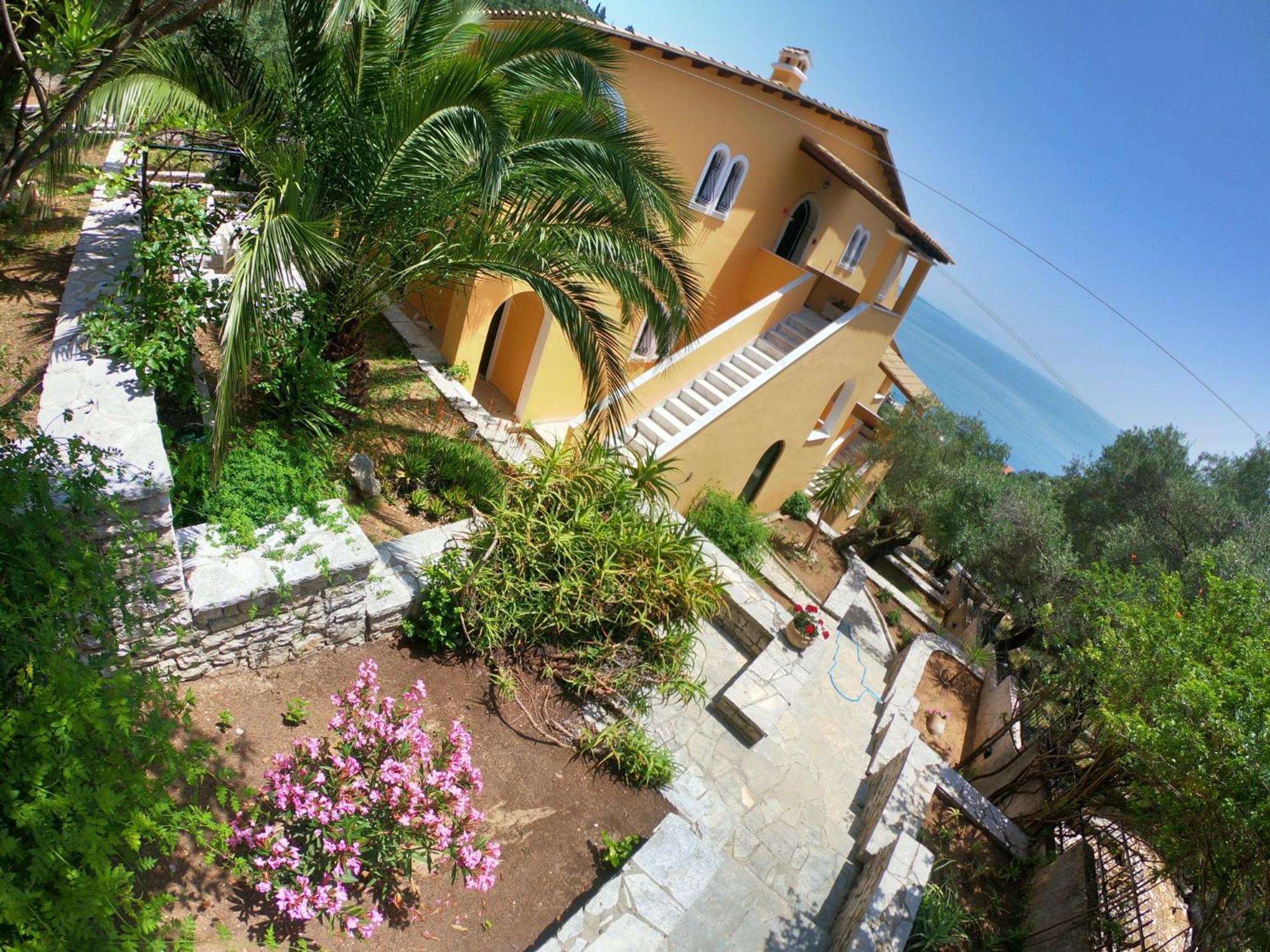 Silent Bay Apartments Katavolos ภายนอก รูปภาพ