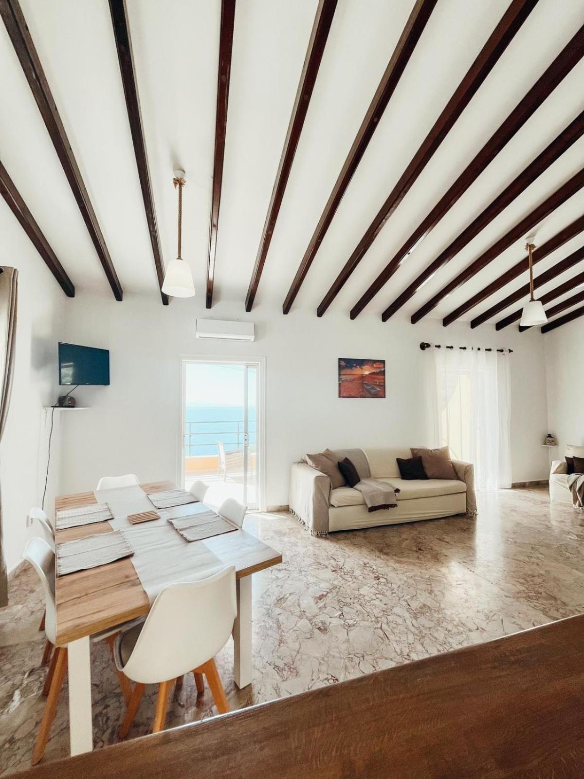 Silent Bay Apartments Katavolos ภายนอก รูปภาพ