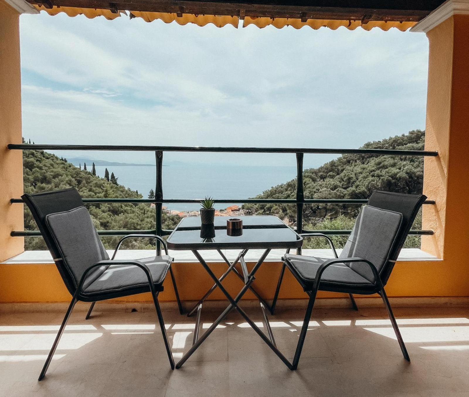 Silent Bay Apartments Katavolos ภายนอก รูปภาพ