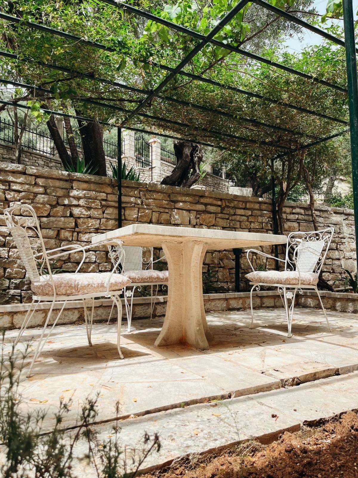 Silent Bay Apartments Katavolos ภายนอก รูปภาพ